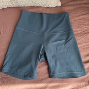 Lululemon Women’s Align High Rise Shorts 6”